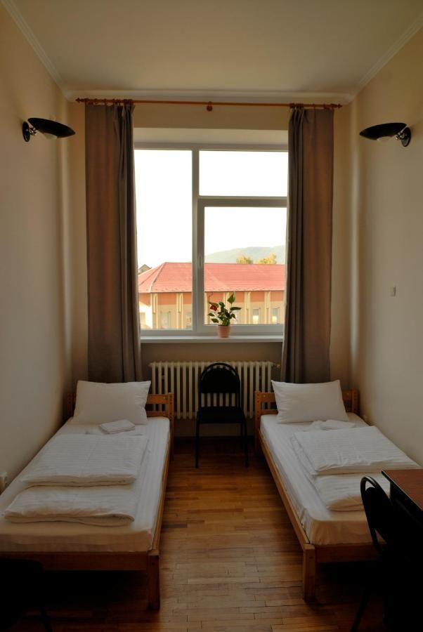 Хостелы Panoramic Hostel Хуст-14